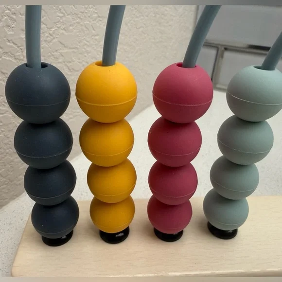 Bigjigs Toys Rainbow Abacus Educational Wooden Base Food-Grade Silicone Beads - Picture 5 of 14